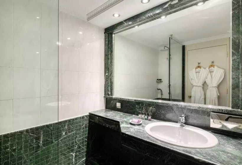 اتاق اجرایی, Divani Apollon Palace & Thalasso