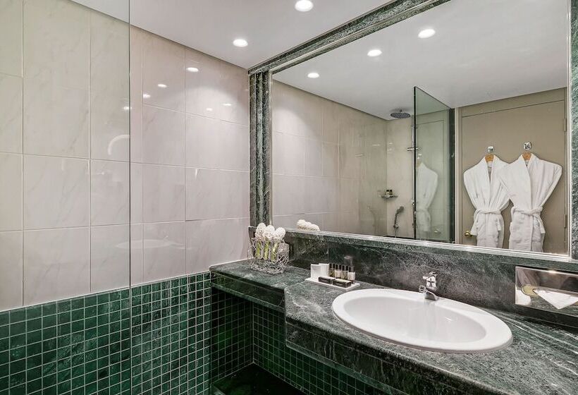 חדר אקזקיוטיב, Divani Apollon Palace & Thalasso