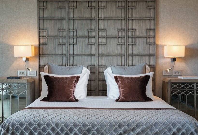 סוויטה, Divani Apollon Palace & Thalasso