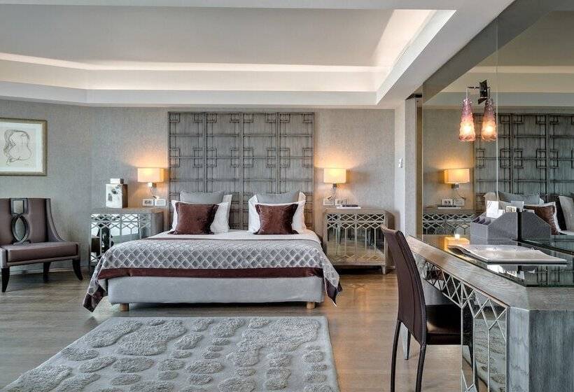 סוויטה, Divani Apollon Palace & Thalasso