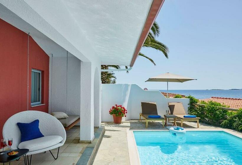 スタンダードバンガロー, Eagles Palace