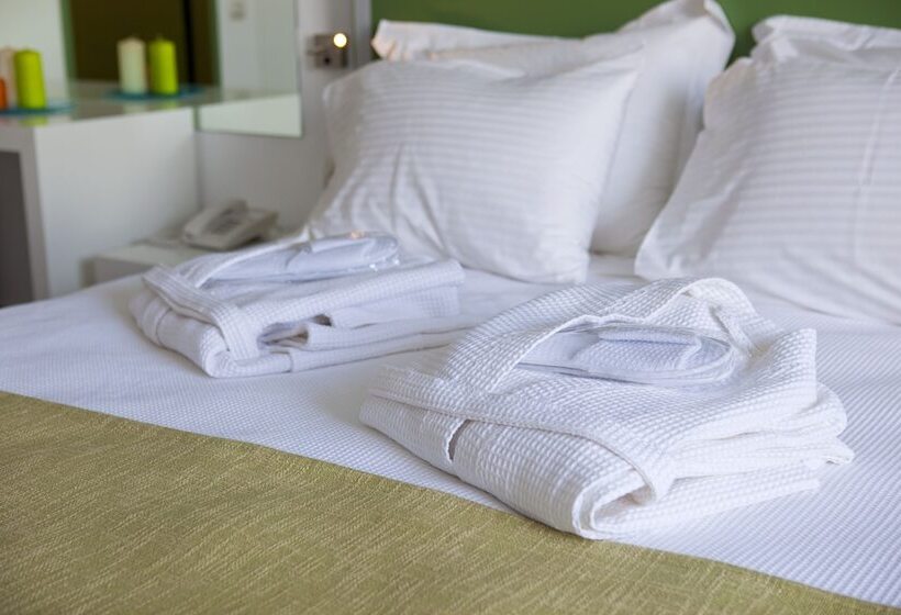 اتاق لوکس با چشم‌انداز دریا, Erytha Hotel & Resort Chios