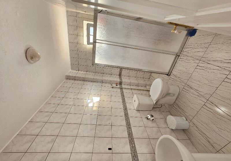 اتاق استاندارد, Excelsior