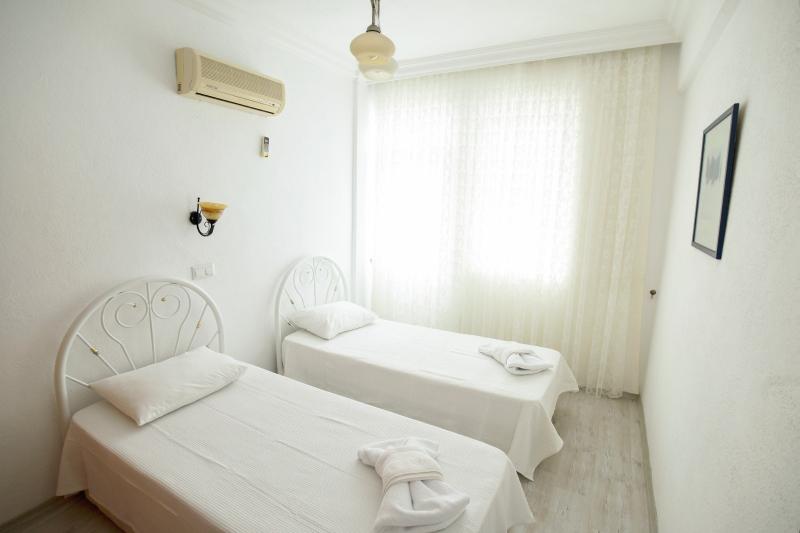 اتاق استاندارد, Excelsior