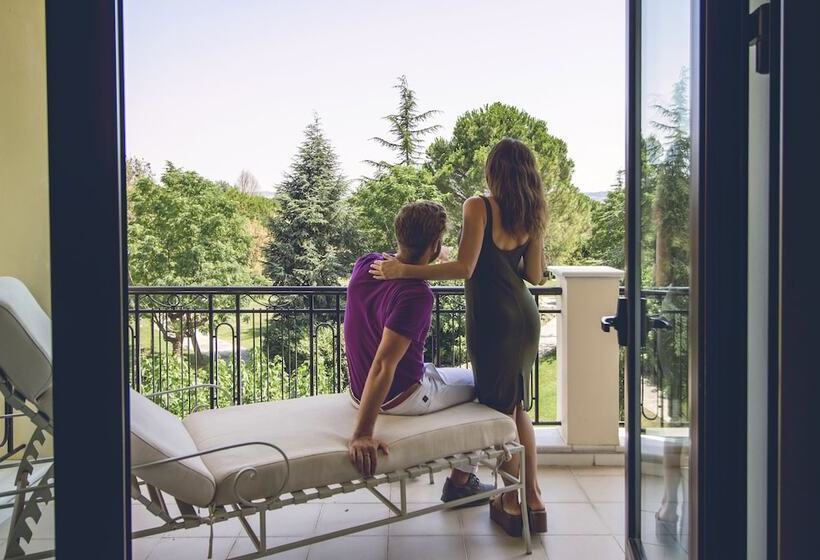 جناح إدارى, Hyatt Regency Thessaloniki