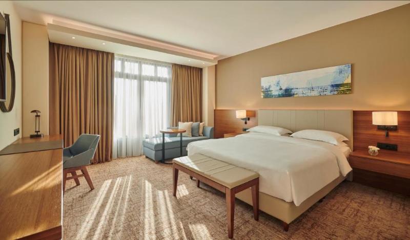 غرفة قياسية سرير كينج, Hyatt Regency Thessaloniki