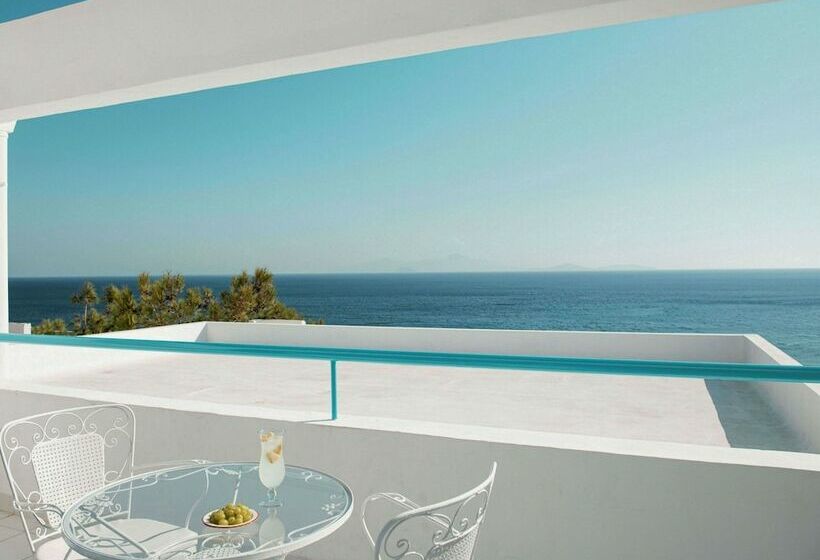 غرفة عائلية مطلّة علي البحر, Mitsis Norida