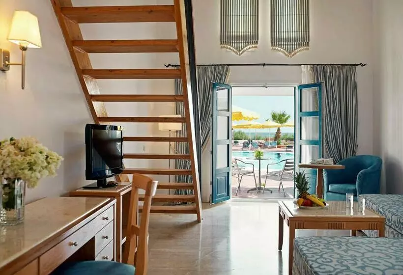 Chambre Duplex, Mitsis Norida