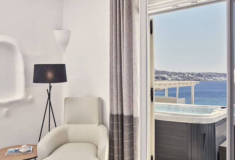 带按摩浴缸和海景的套房, Mykonos Princess