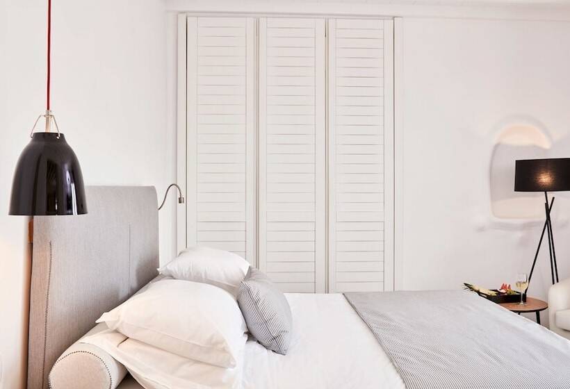 带按摩浴缸和海景的套房, Mykonos Princess