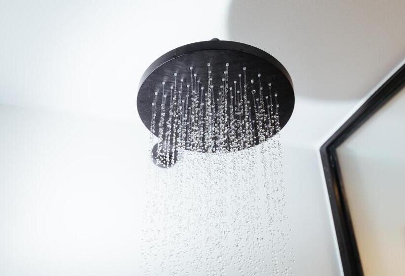 수피리어 룸, Periscope