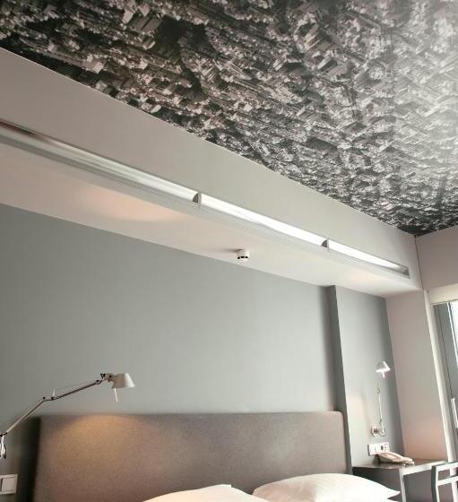 수피리어 룸, Periscope