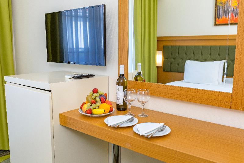 스탠다드 룸, Periscope