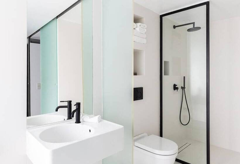 수피리어 룸, Periscope