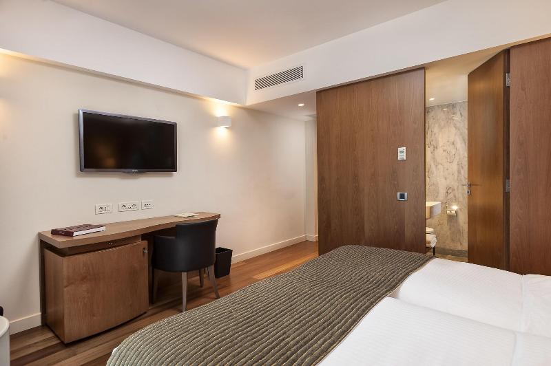 スタンダードルーム, Samaria