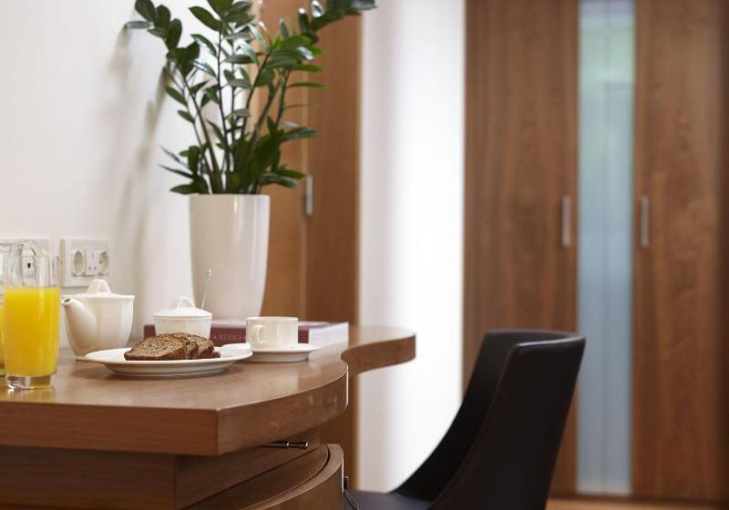 プレミアムルーム, Samaria