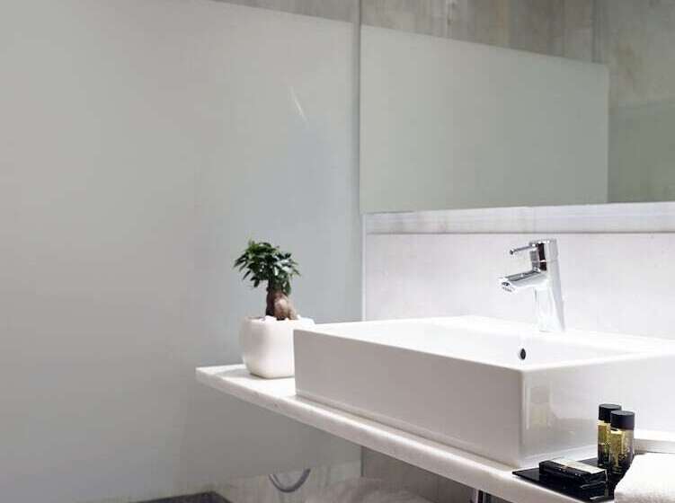 プレミアムルーム, Samaria