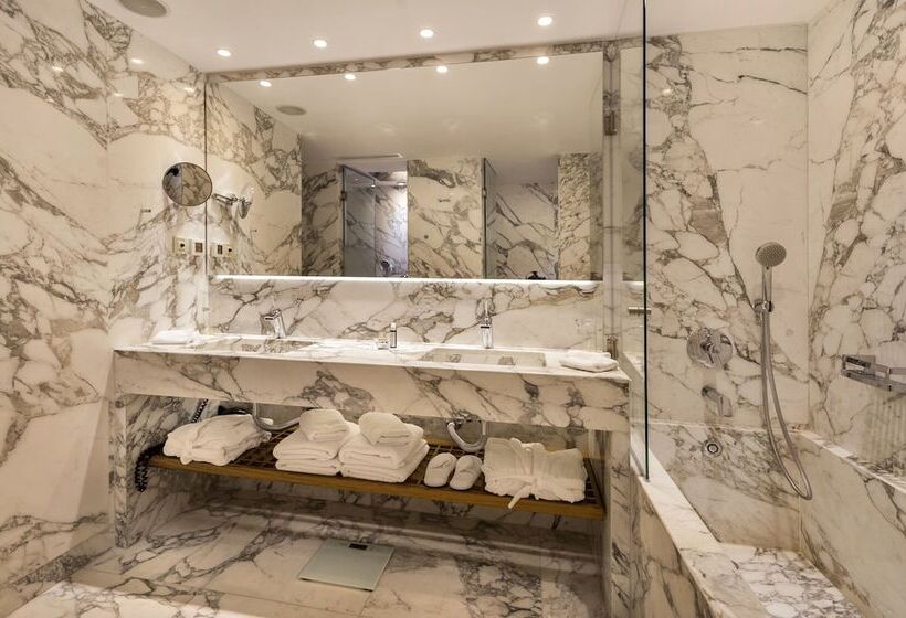 ペントハウススイート, Samaria