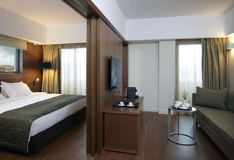 エクゼクティブスイート, Samaria