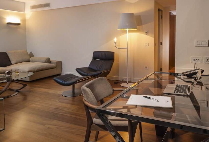 ペントハウススイート, Samaria