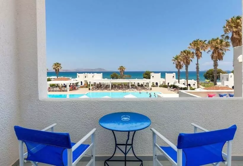 オーシャンビュースタンダードルーム, The Aeolos Beach