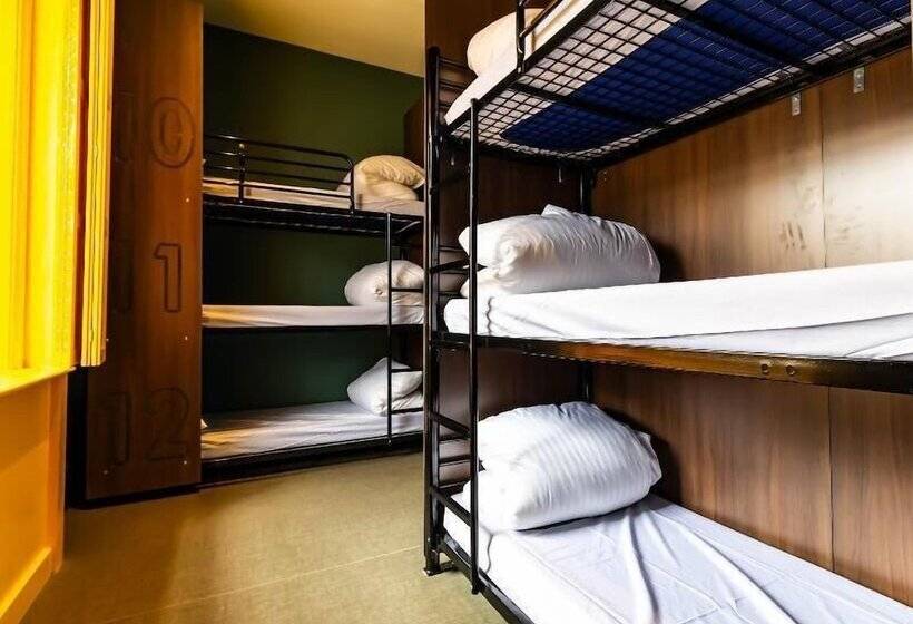 Bed in Shared Room, Publove @ The Rose & Crown