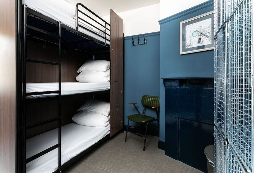 Standard Room, Publove @ The Rose & Crown