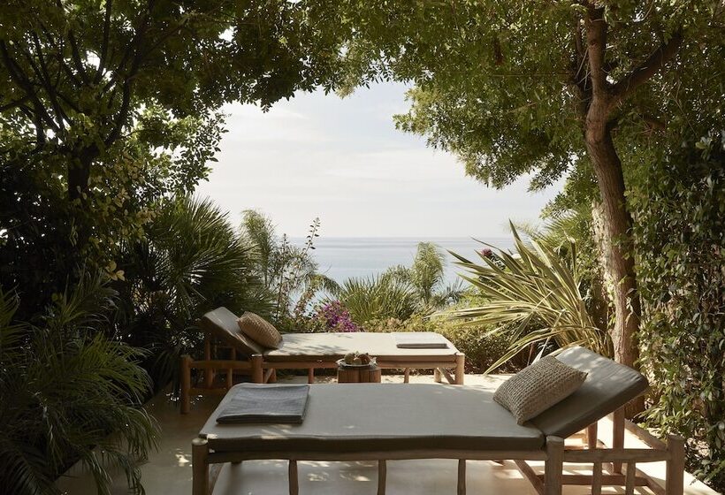 スーペリアールーム, F Zeen Kefalonia