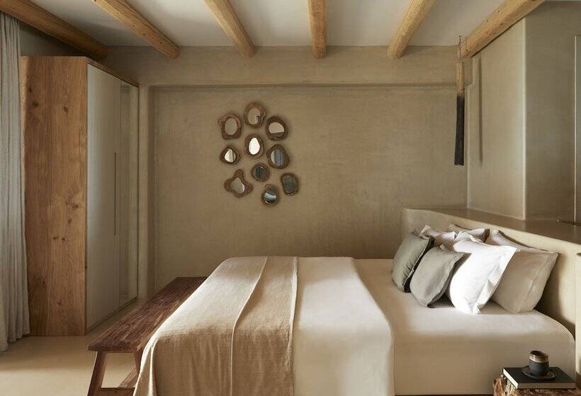 スイート, F Zeen Kefalonia