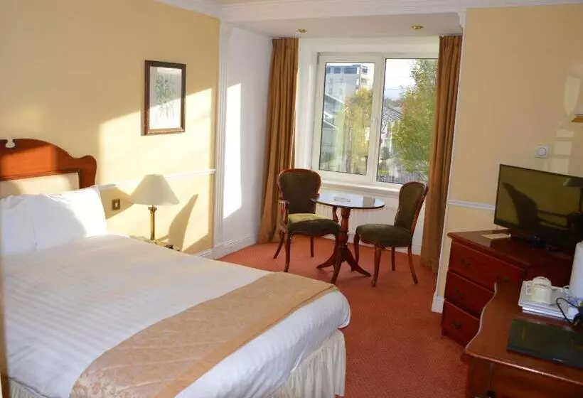 اتاق کلاسیک سه تخته, Brandon Hotel Conference & Leisure Centre