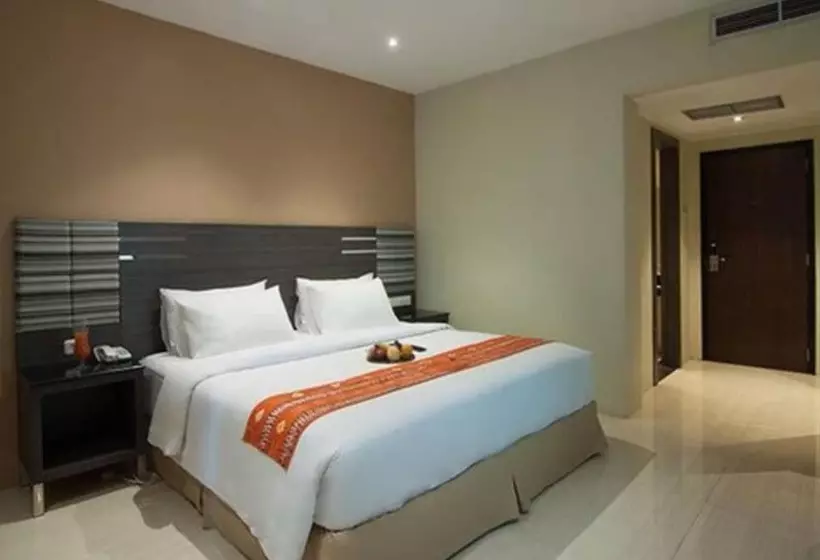 اتاق لوکس, Aria Barito