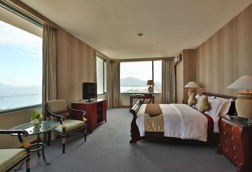 스위트, Aryaduta Manado