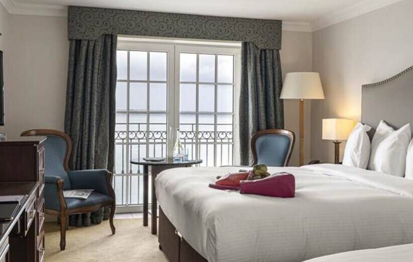 חדר סופריור, Bayview