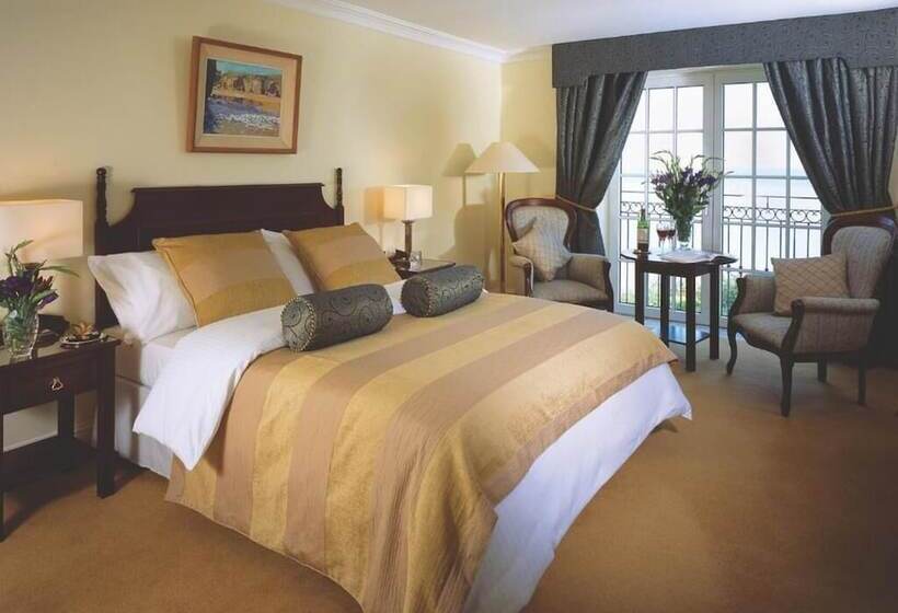 חדר סטנדרט לשלושה, Bayview