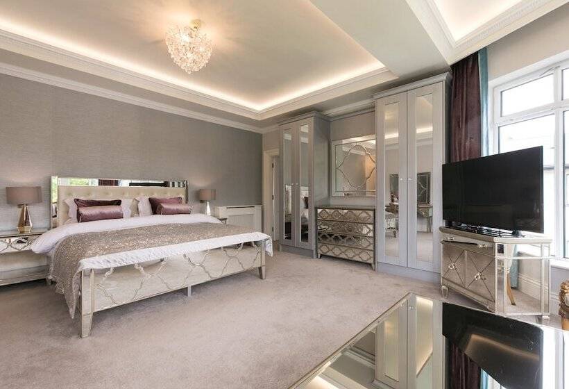 이그제큐티브 스위트, Fitzgeralds Woodlands House