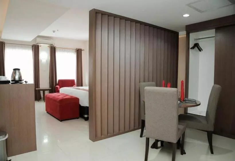 デラックススイート, Grand Inna Medan