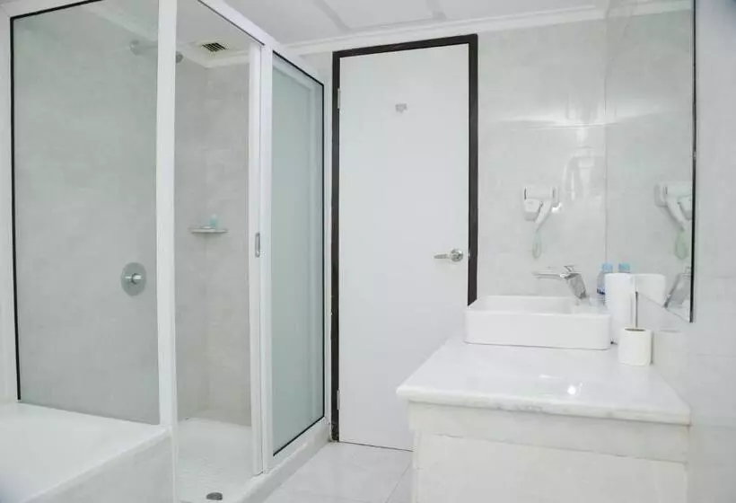 スイート, Grand Inna Medan