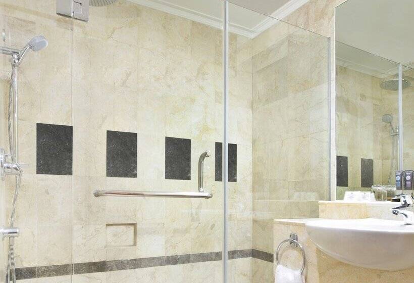 Номер Executive, Kimaya Sudirman Yogyakarta By Harris