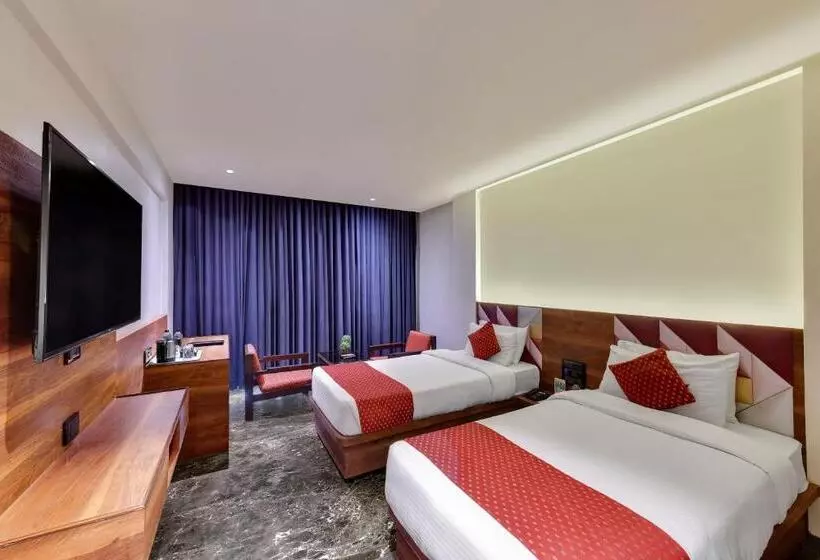 デラックスルーム, Quality Inn Regency, Nashik