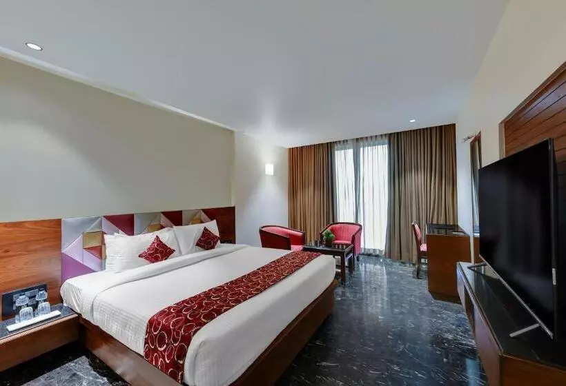 スーペリアースイート, Quality Inn Regency, Nashik