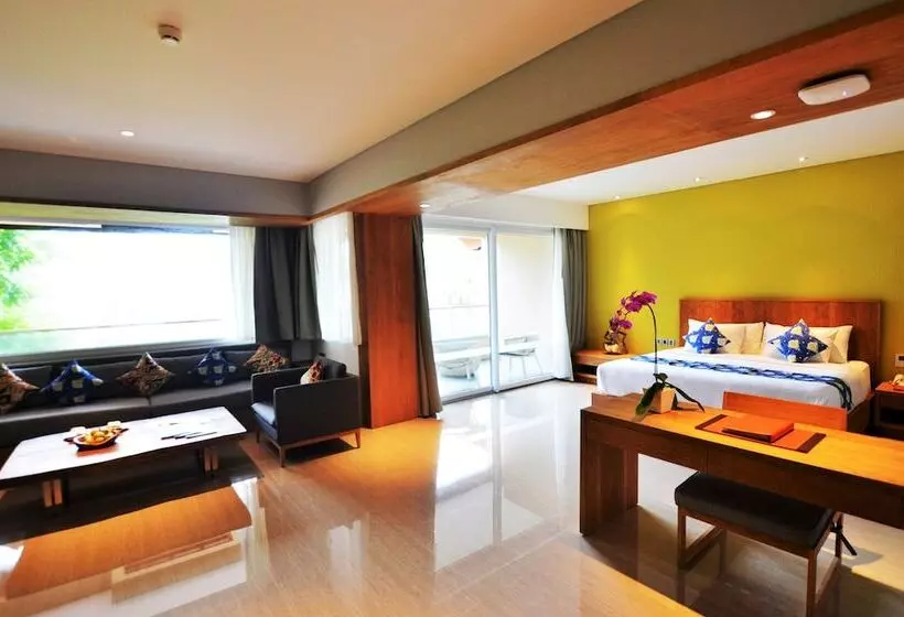 سوییت با چشم‌انداز دریا, Nikko Bali Benoa Beach