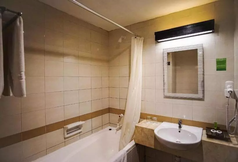 Habitación Deluxe con Balcón, Sari Ater Hotel & Resort