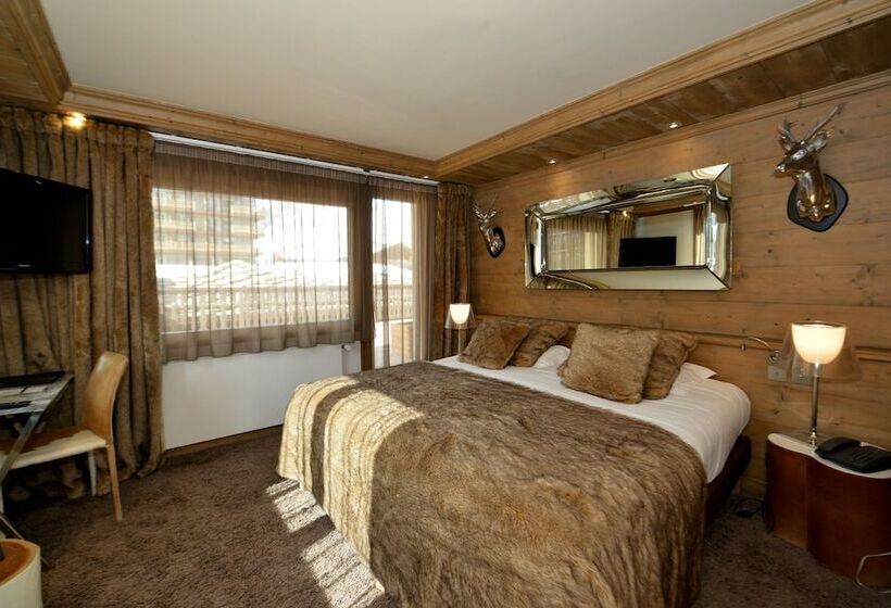 اتاق با نمای کوهستان کلاسیک, Tsanteleina