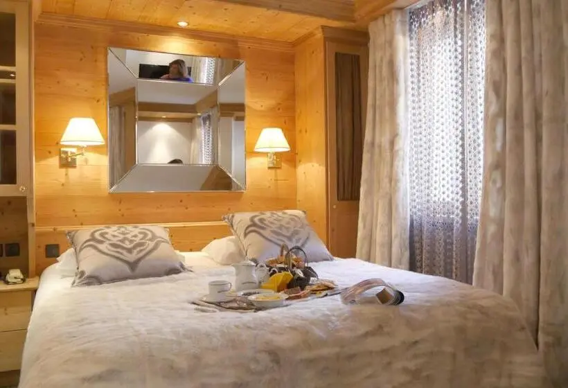 Classic Room with Views, Tsanteleina