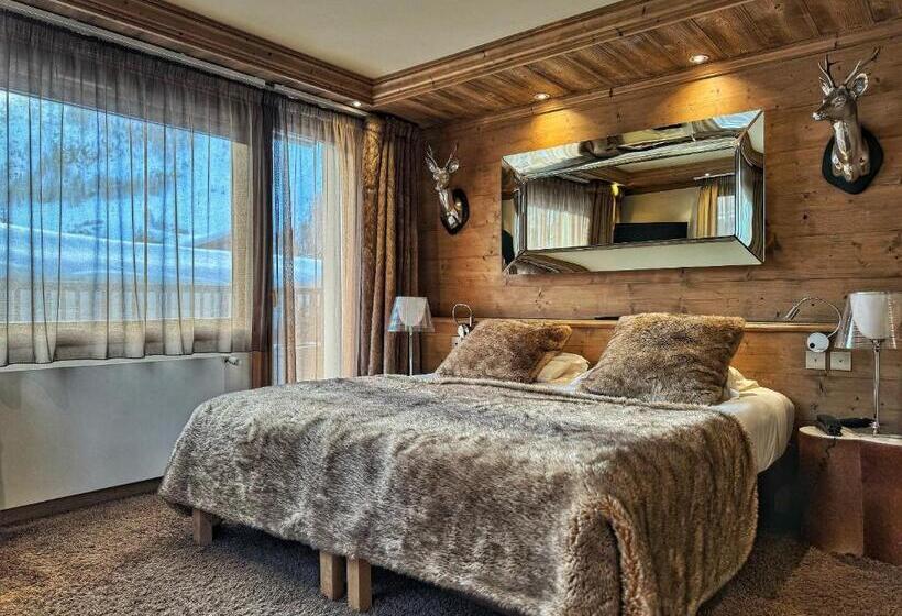 اتاق با نمای کوهستان کلاسیک, Tsanteleina