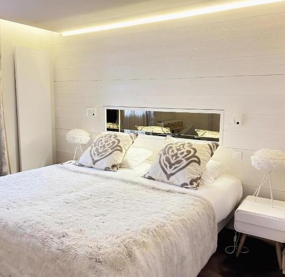 سوئیت با چشم‌انداز, Tsanteleina