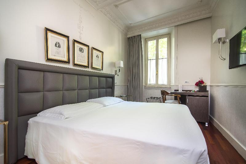 חדר דלוקס, Alexandra