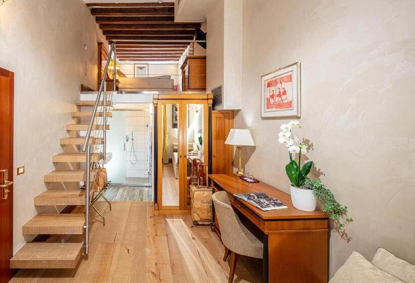 Junior Suite with Views, All’angelo Art