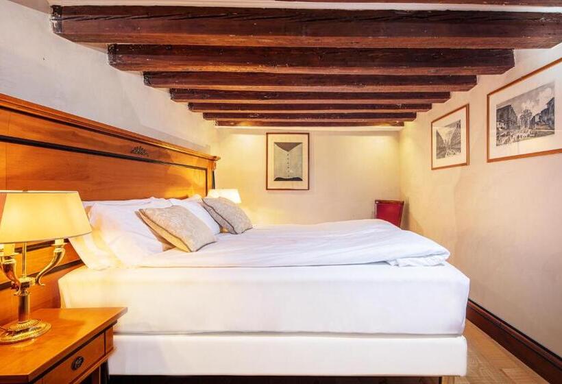 Junior Suite with Views, All’angelo Art