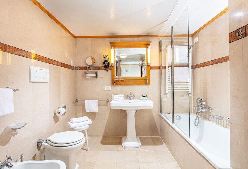 Deluxe Room, All’angelo Art